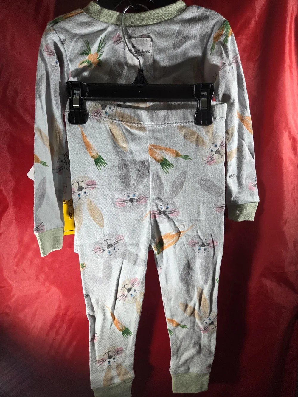 Burt's Bees Baby White Bunny & Carrot Print Pajama Set - Green Trim